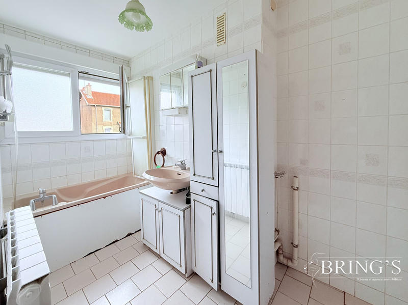 Appartement - 87 m² - 5 pièces