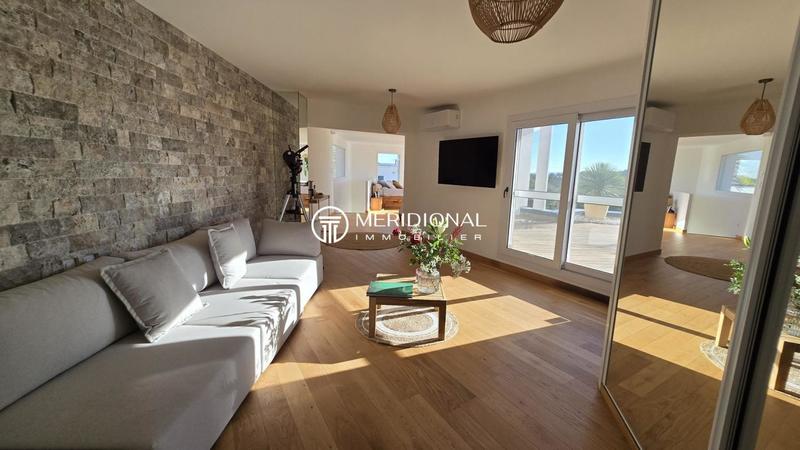 Maison - 460 m² - 6 pièces