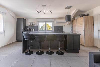 Appartement ancien - 78 m² - 4 pièces