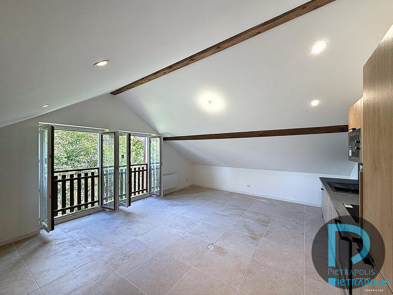 Appartement - 137 m² - 5 pièces