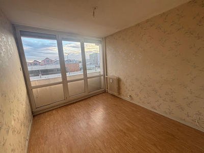 Appartement - 75 m² - 4 pièces