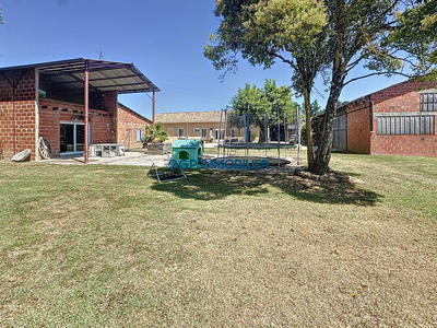 Maison - 200 m² - 4 pièces