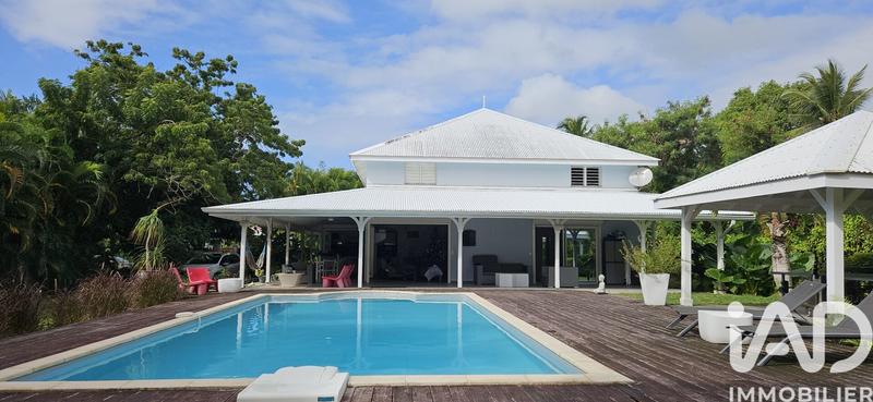 Maison - 175 m² - 5 pièces