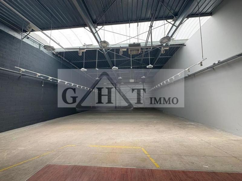Entrepôt - 475 m²