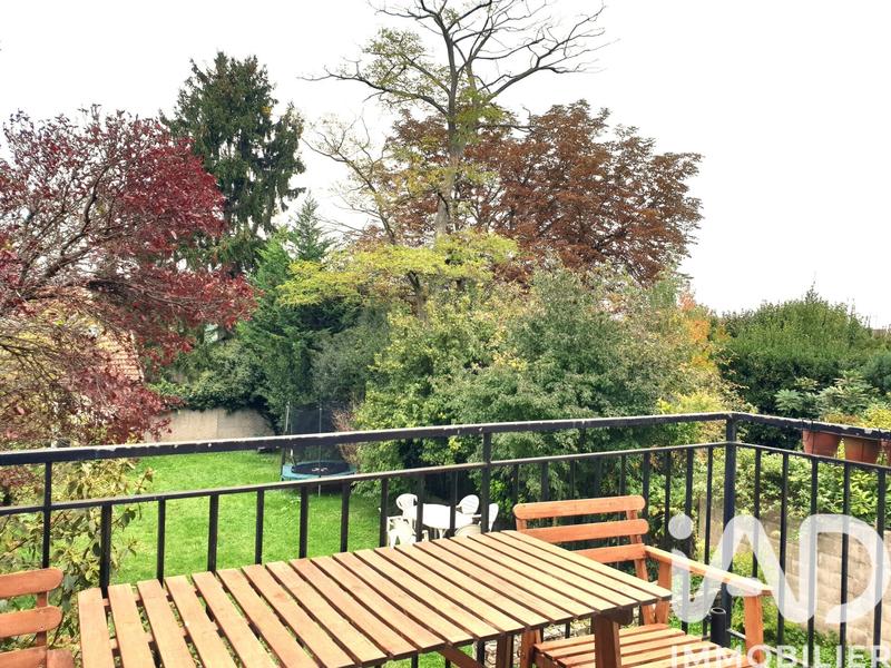 Maison - 143 m² - 8 pièces