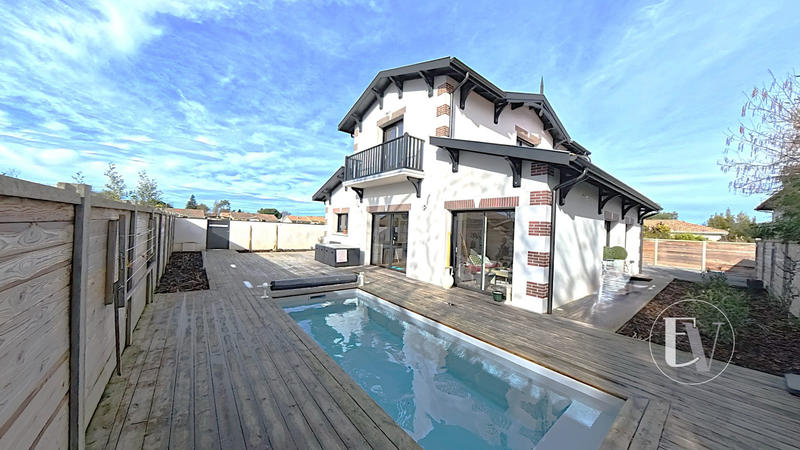 Maison contemporaine - 132 m² - 5 pièces