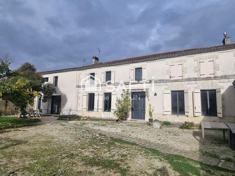 Maison - 240 m² - 9 pièces