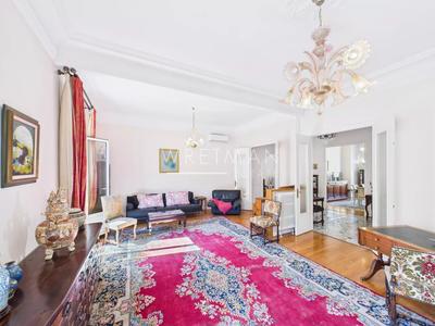 Appartement - 155 m² - 5 pièces