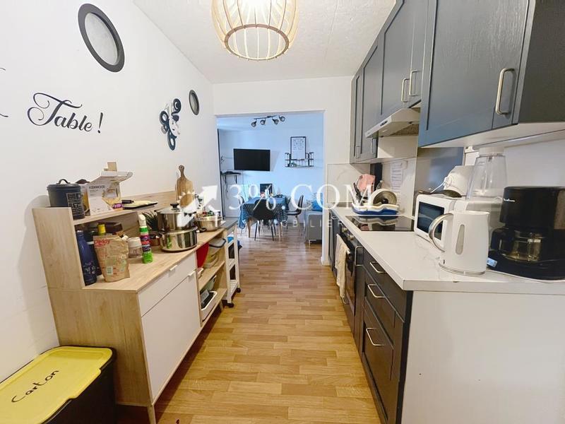 Appartement - 100 m² - 6 pièces