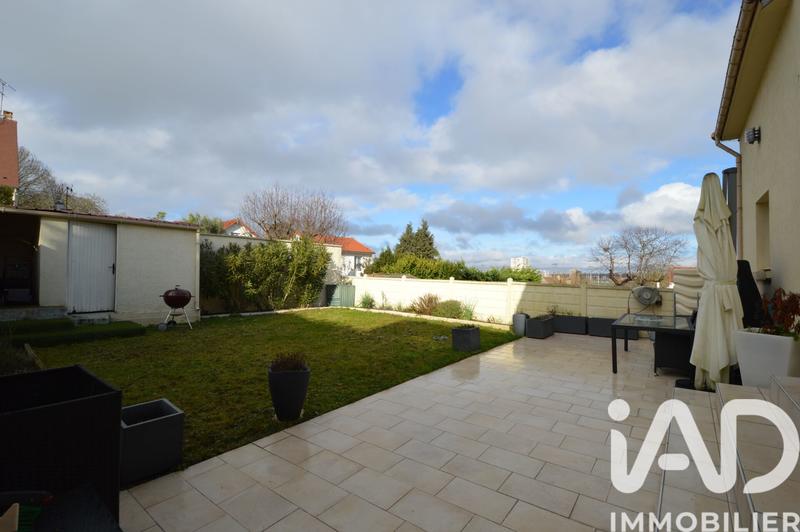 Maison - 148 m² - 6 pièces