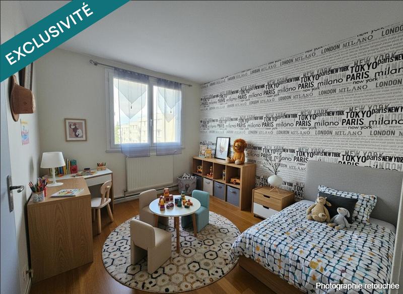 Appartement - 82 m² - 4 pièces