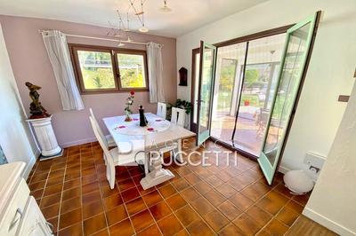 Villa - 165 m² - 5 pièces