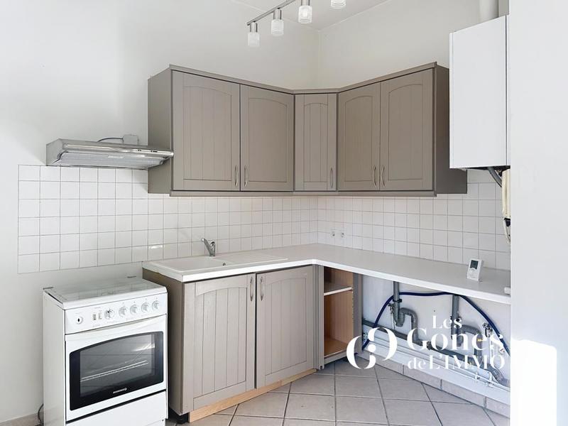 Appartement - 80 m² - 4 pièces