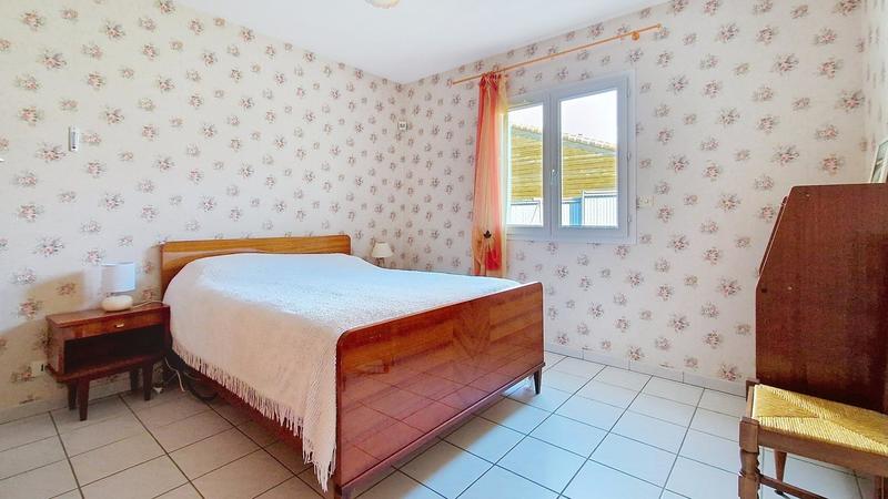 Maison - 99 m² - 5 pièces