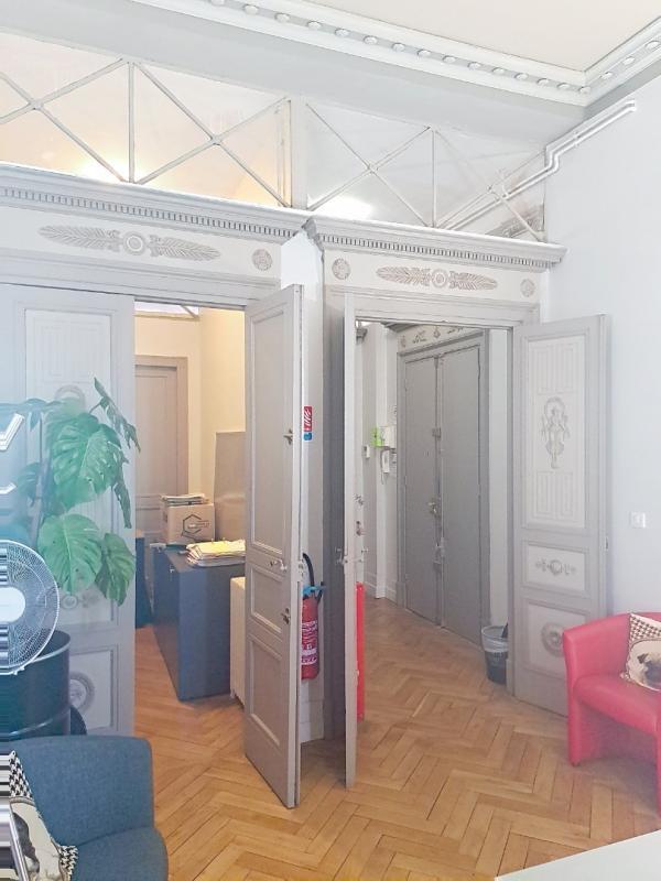 Local d'activité / Entrepôt - 168 m²