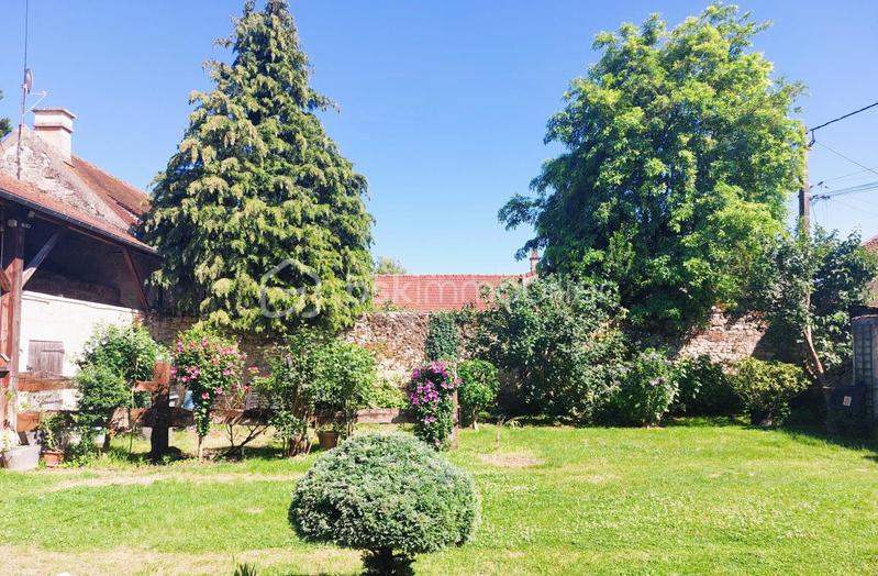 Maison en pierre - 178 m² - 7 pièces