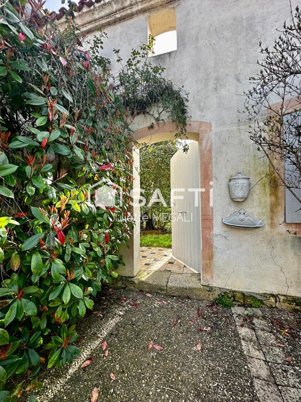 Maison de maîtres - 321 m² - 9 pièces