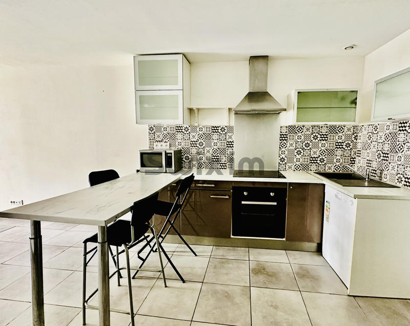 Maison - 88 m² - 4 pièces