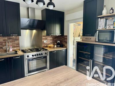 Maison - 160 m² - 8 pièces