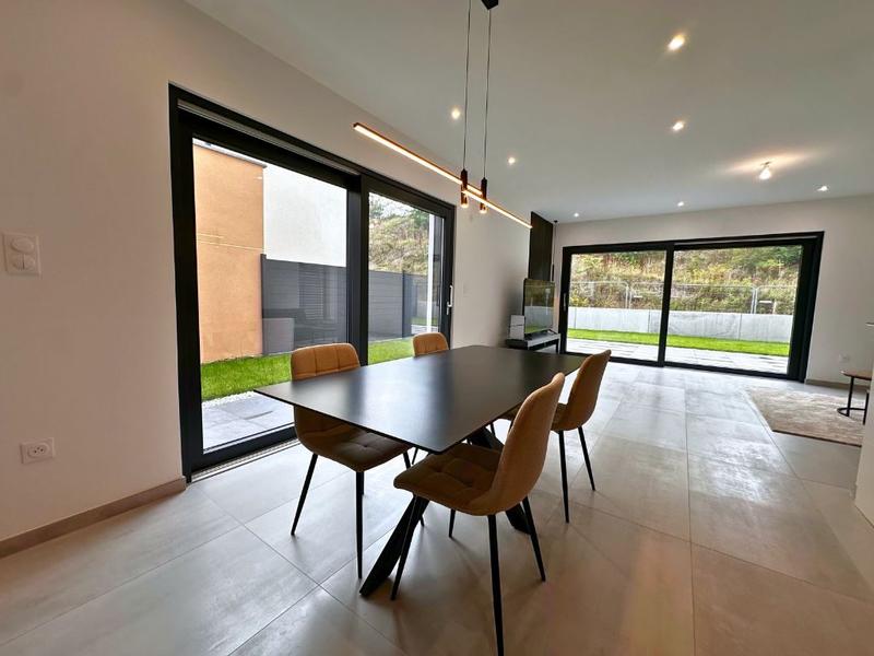 Maison - 115 m² - 5 pièces