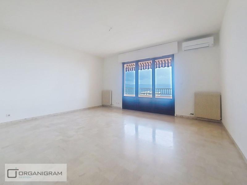 Appartement - 77 m² - 3 pièces