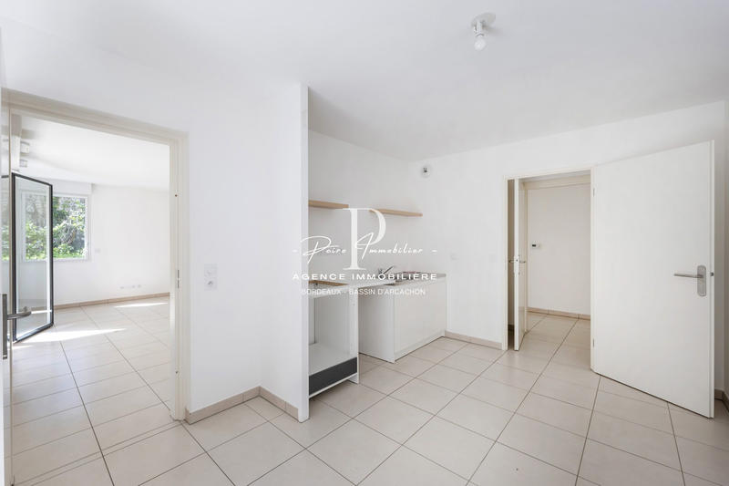 Appartement - 82 m² - 3 pièces