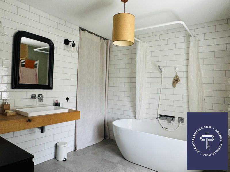 Ferme - 220 m² - 6 pièces