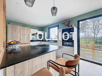 Maison - 97 m² - 4 pièces