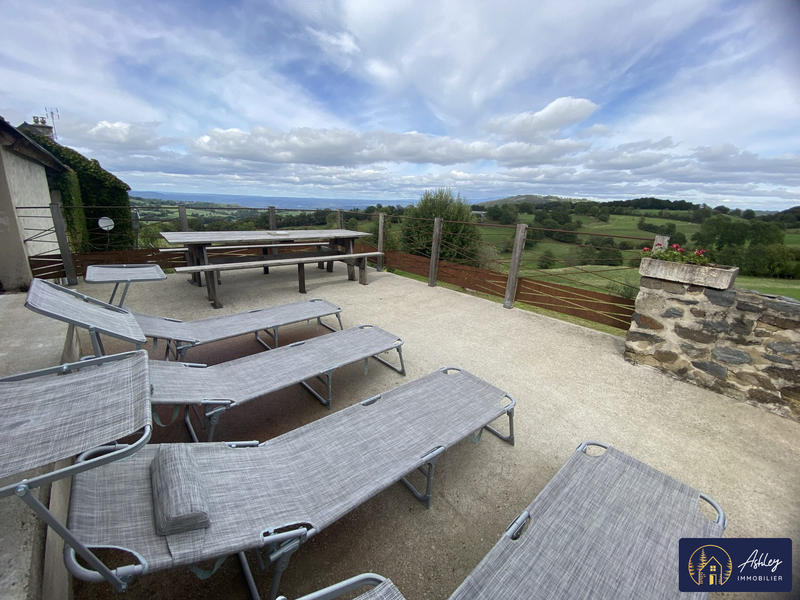 Maison - 316 m² - 14 pièces