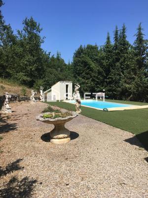 Villa - 174 m² - 8 pièces