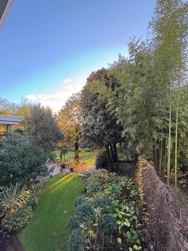 Appartement - 170 m² - 7 pièces