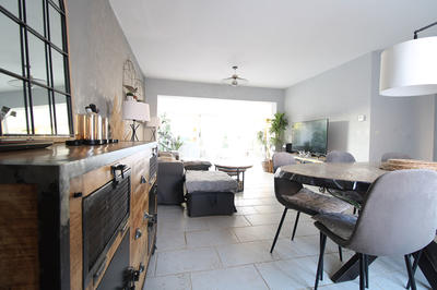 Maison - 137 m² - 7 pièces