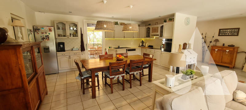 Maison - 139 m² - 5 pièces