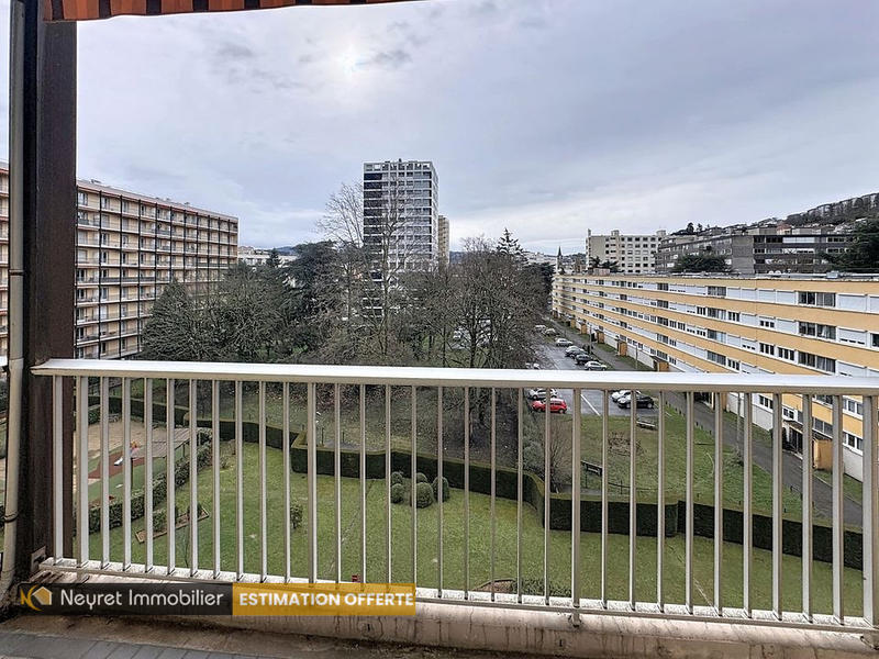 Appartement - 125 m² - 5 pièces