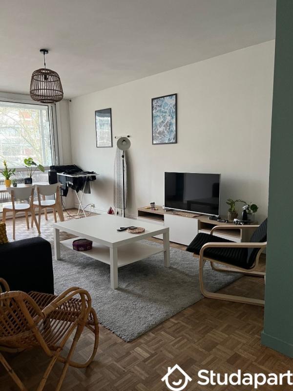 Chambre - 9 m² - 1 pièce