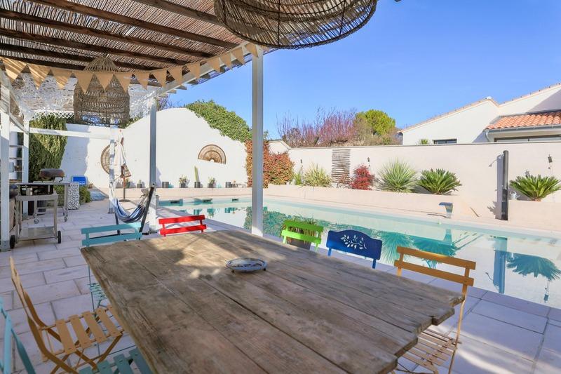 Maison - 190 m² - 7 pièces