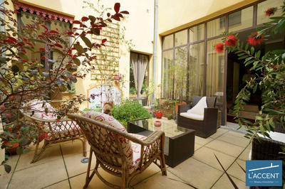 Appartement - 197 m² - 6 pièces