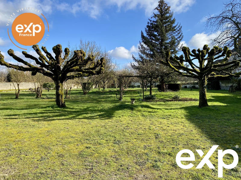 Maison traditionnelle - 114 m² - 6 pièces