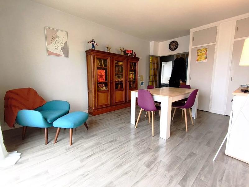 Appartement - 81 m² - 4 pièces