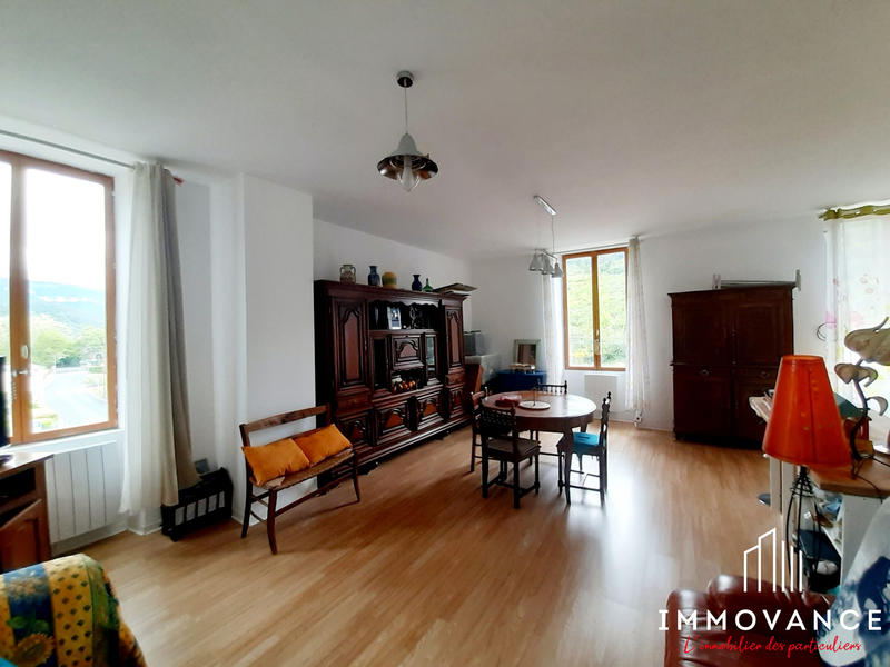 Maison - 350 m² - 16 pièces