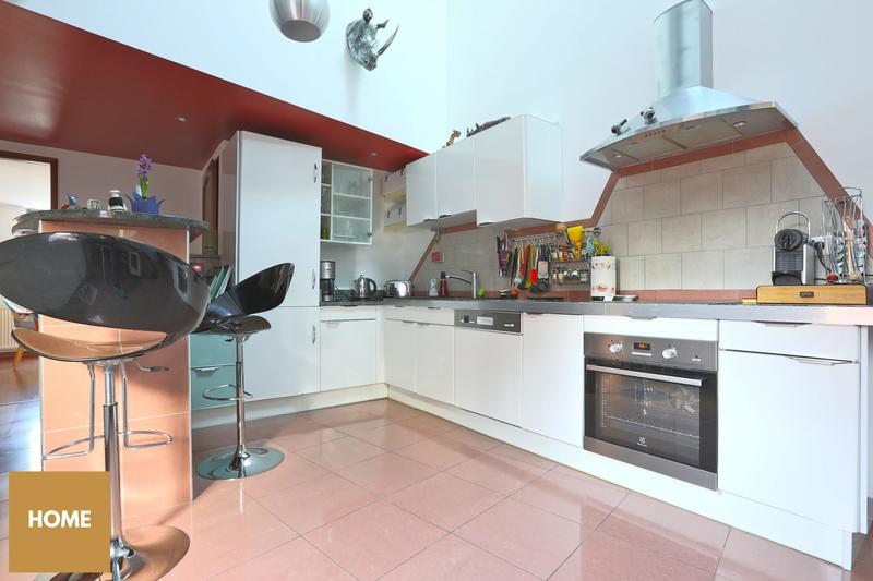 Appartement - 105 m² - 4 pièces