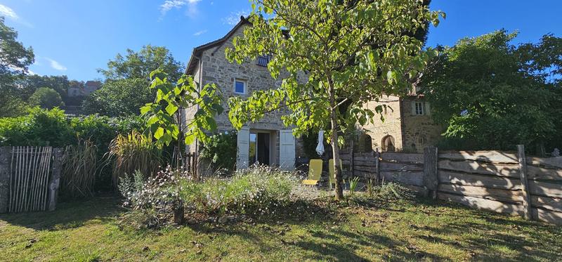 Maison - 249 m² - 4 pièces