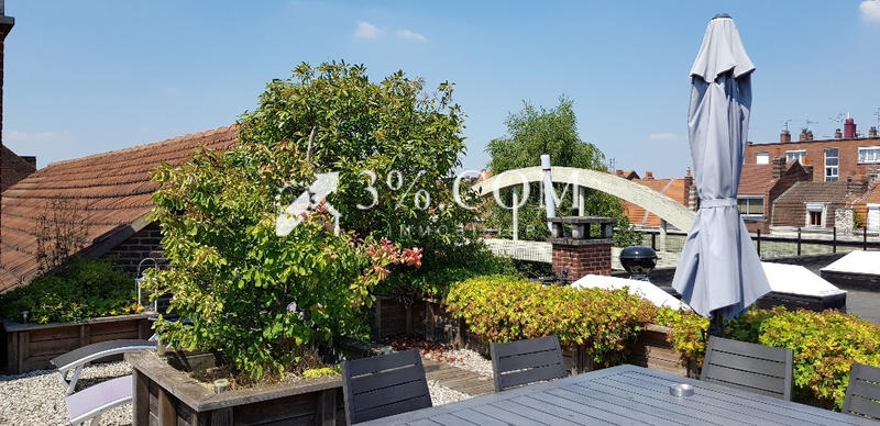 Loft - 202 m² - 6 pièces