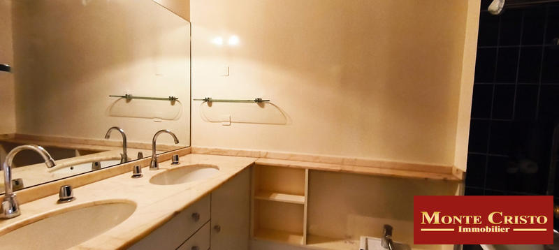 Appartement - 127 m² - 5 pièces