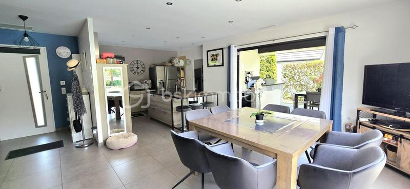 Maison - 145 m² - 6 pièces