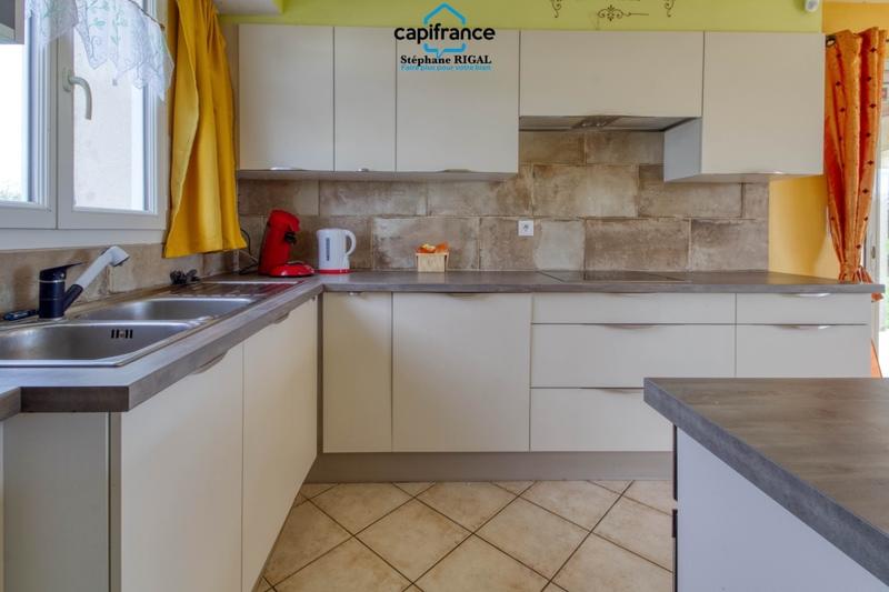 Maison - 96 m² - 5 pièces