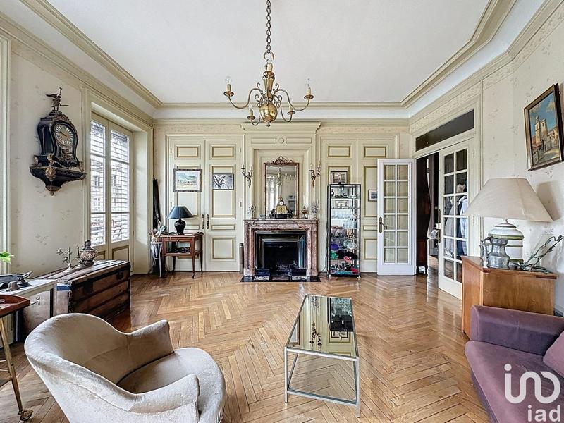 Local commercial - 212 m²