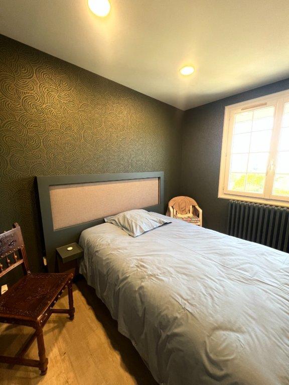 Maison - 151 m² - 7 pièces