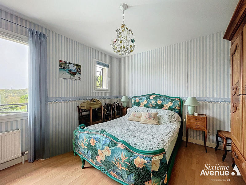 Maison - 156 m² - 7 pièces