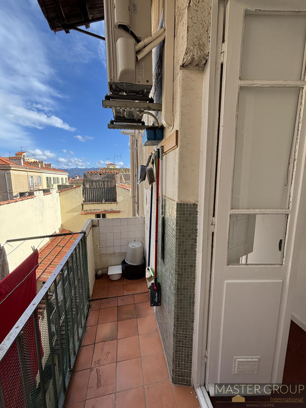 Appartement - 93 m² - 3 pièces